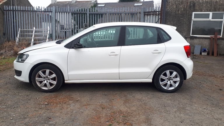Volkswagen Polo 1.2 Petrol Breaking For Parts