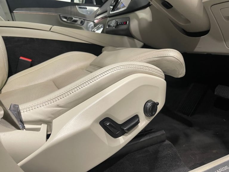 2021 Volvo XC90 2.0h T8 Twin Engine Recharge 11.6kWh Inscription Pro SUV 5dr Petrol Plug-in ESTAT...