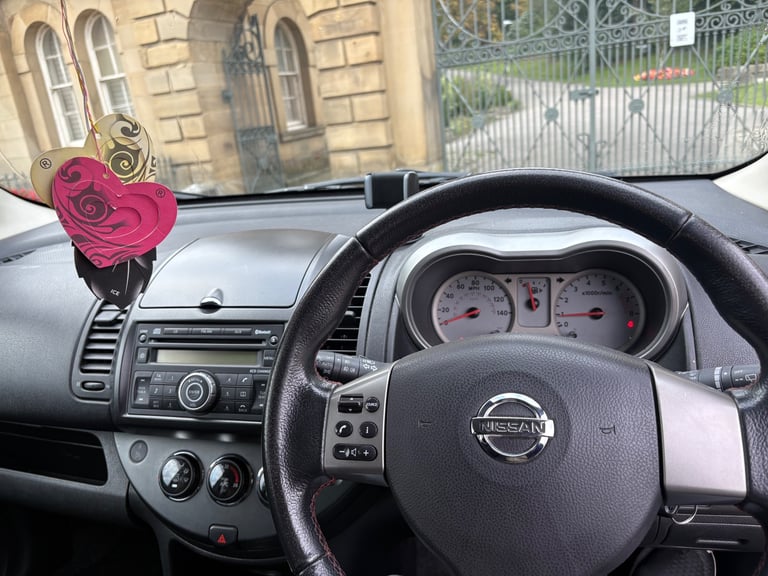 Nissan Note 1.6 petrol 2008 