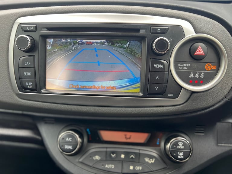 Toyota Yaris 1.3 Icon Plus VVT-I 5 Door