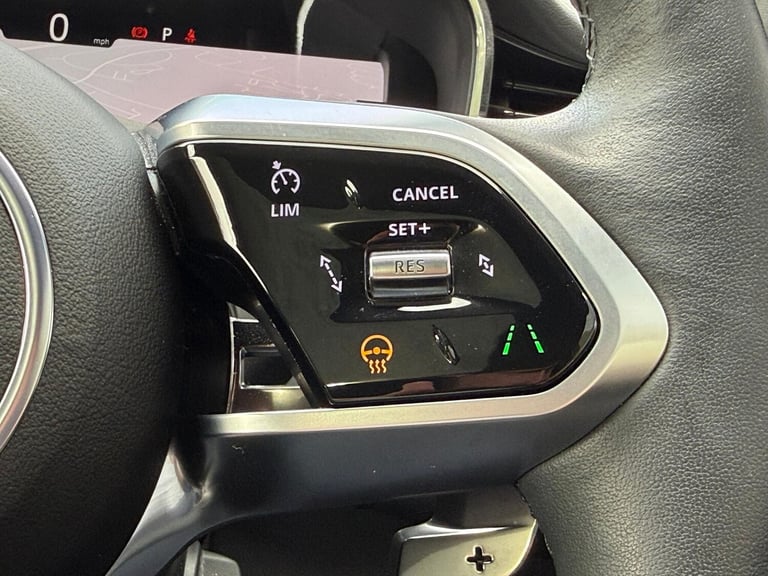 2024 Jaguar F-Pace 2.0 P250i R-Dynamic SE Black SUV 5dr Petrol Auto AWD Euro 6 (s/s) (250 ps) EST...