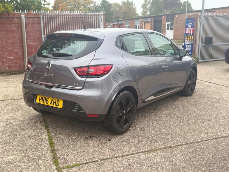 2016 Renault Clio 1.5 dCi 90 Dynamique Nav 5dr Auto HATCHBACK DIESEL Automatic