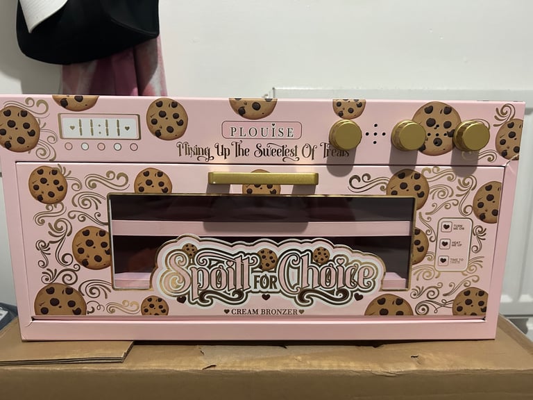 image for Plouise Oven EMPTY NO BRONZERS