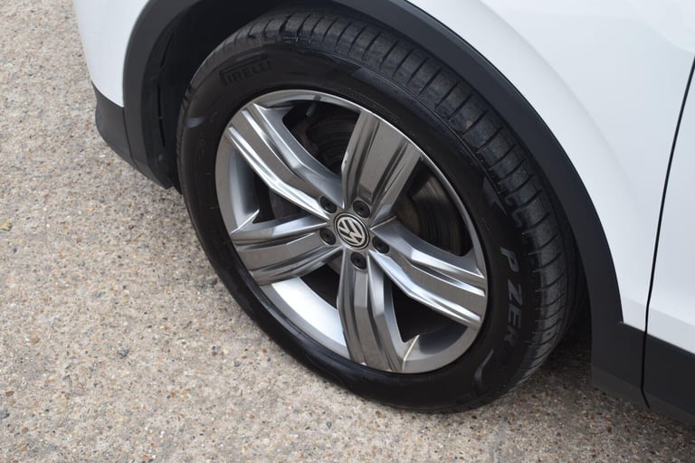 2017 Volkswagen Tiguan 2.0 TDI SEL DSG 4Motion Euro 6 (s/s) 5dr ESTATE Diesel Automatic