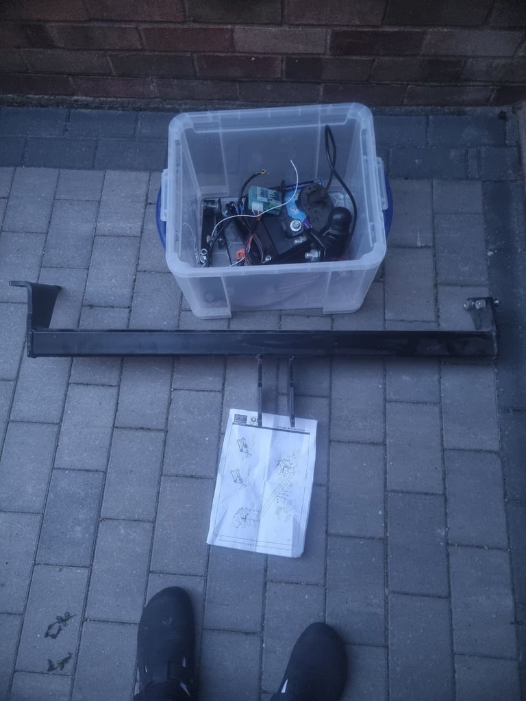 image for Tow bar 2017 onwards for qashqai 