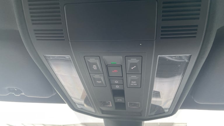 2018 Volkswagen Touareg 3.0 V6 TDI 4Motion R-Line Tech 5dr Tip Auto Diesel Estate Estate Diesel A...