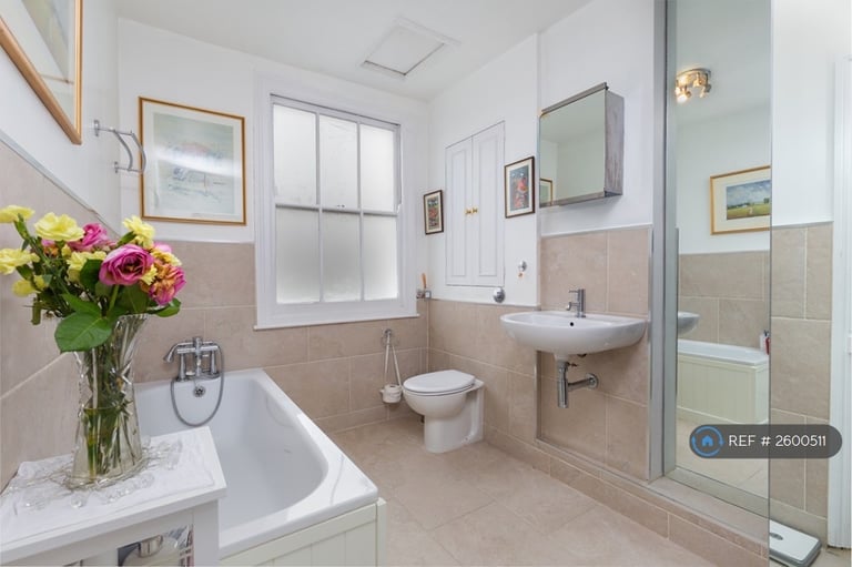 2 bedroom house in Tyenham Rd, London, SW11 (2 bed) (#2600511)