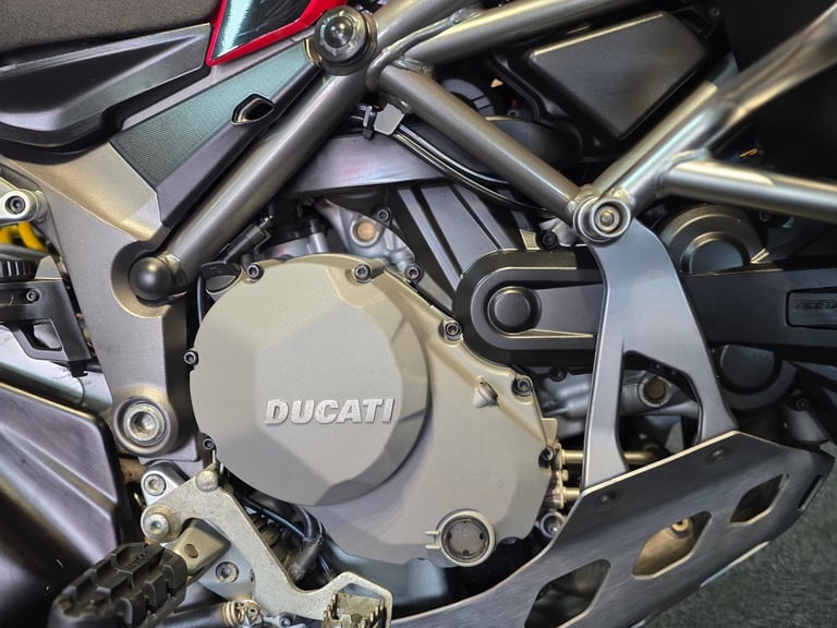 2017/67 DUCATI MULTISTRADA 1200 ENDURO 8,500 MILE'S 