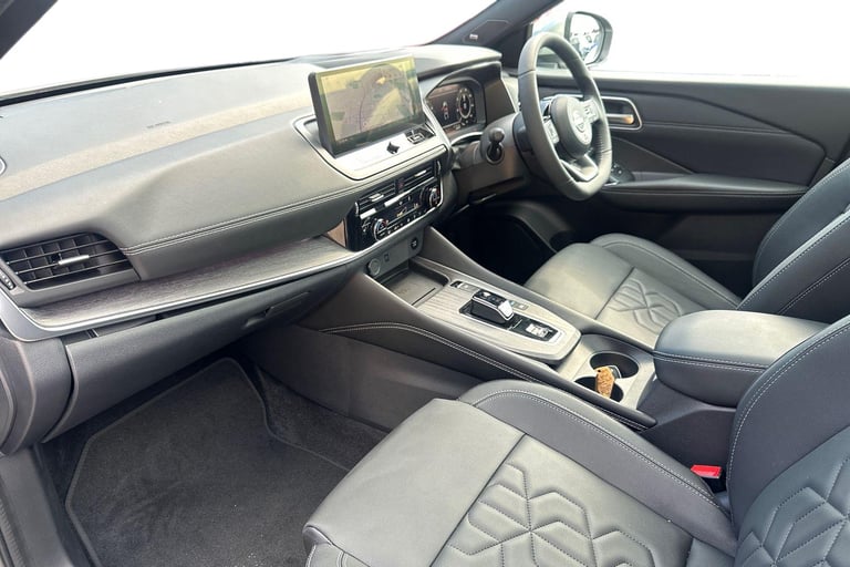 2025 Nissan Qashqai 1.5 E-Power Tekna [Bose] 5dr Auto Hatchback Hybrid Automatic
