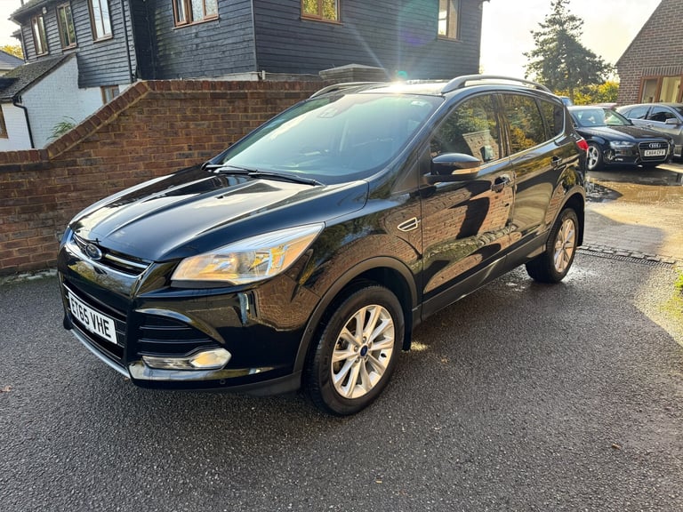 2016 FORD KUGA TITANIUM 1.5 PETROL ECO BOOST SUV MANUAL + 10 FORD SERVICES 