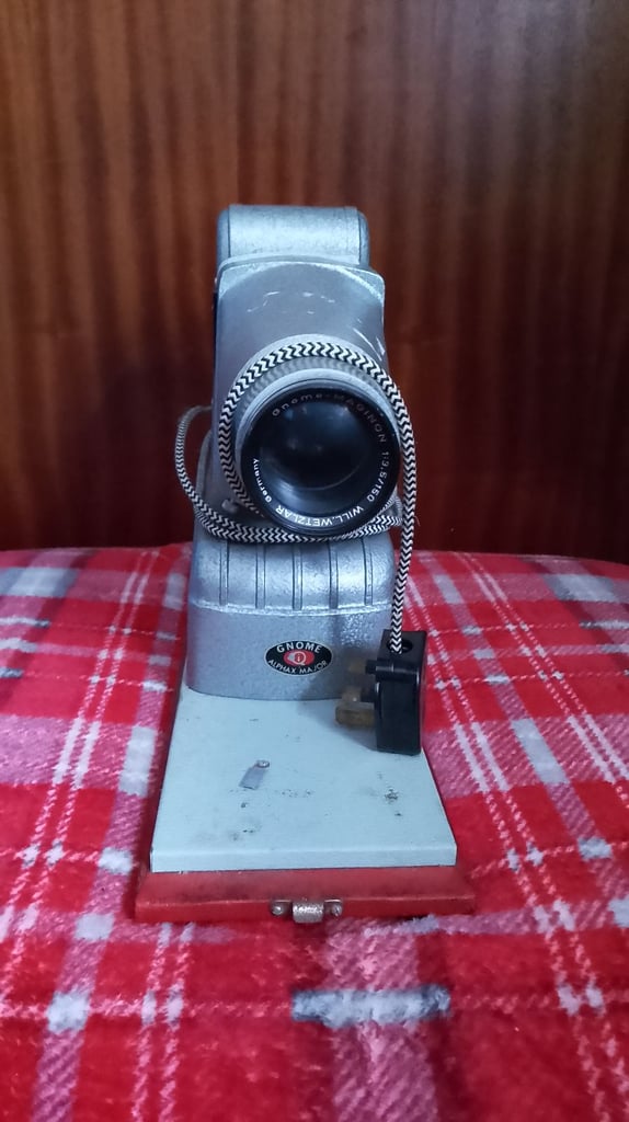 image for Slide projector gnome Alphax major