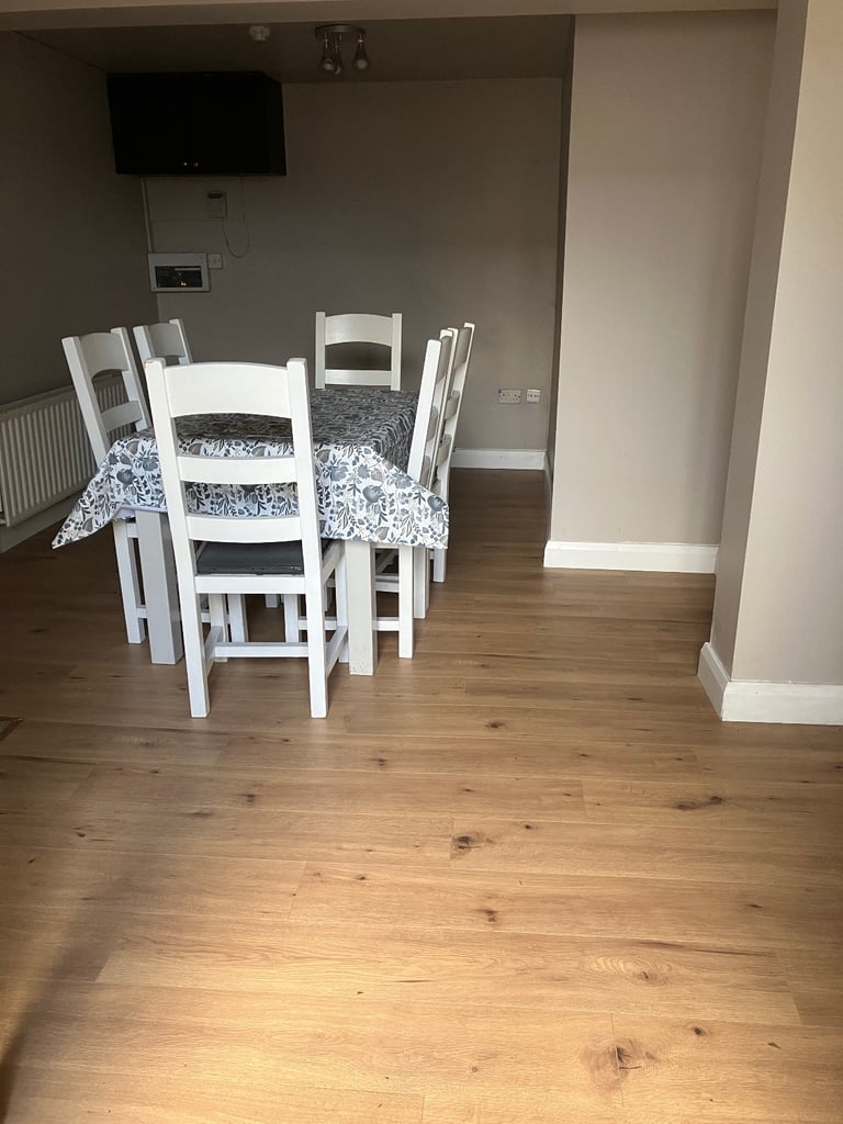 One bedroom ground floor flat 