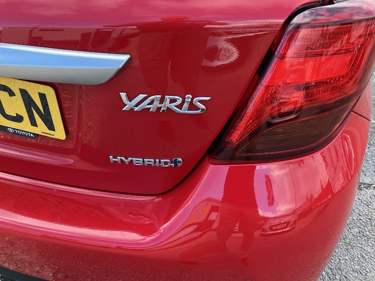 TOYOTA YARIS 1.5 VVT-h Icon Automatic 2015