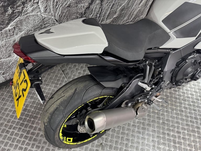 YAMAHA MT-10 MT 10 2022