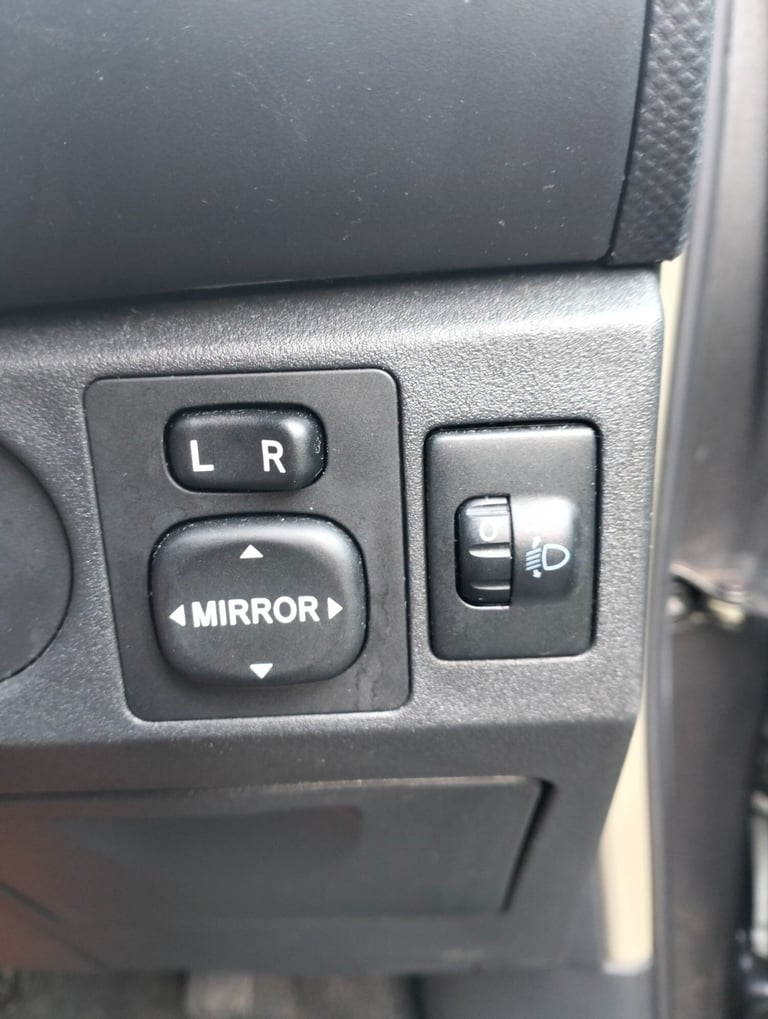 2009 Toyota Yaris 1.33 VVT-i TR 5dr MMT [6] HATCHBACK Petrol Automatic