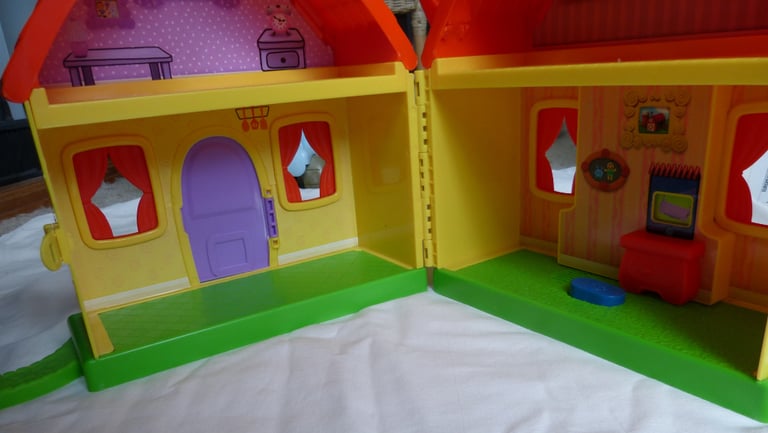 JUST PLAY HOUSE, TREE SLIDE, MAILBOX, FIGURES, FRIDGE, BATH & LOTS MORE