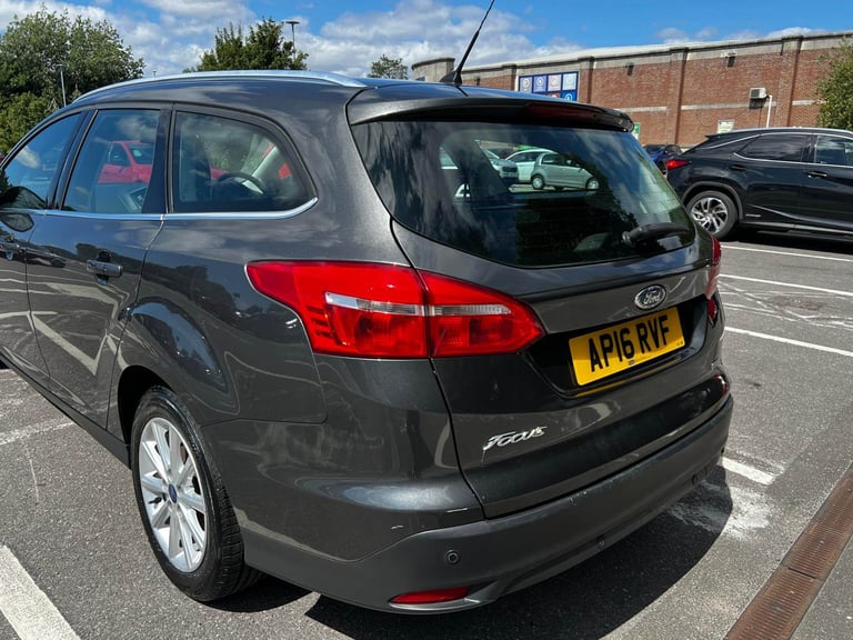 Ford, FOCUS, 2016, Automatic, 999 (cc), 5 doors