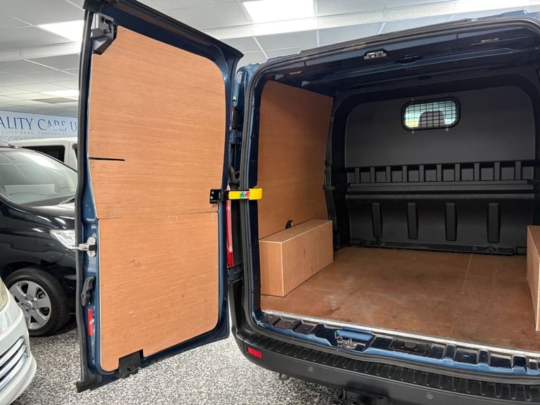 2021 Ford Transit Custom 2.0 EcoBlue 170ps Low Roof D/Cab Trail Van PANEL VAN DIESEL Manual