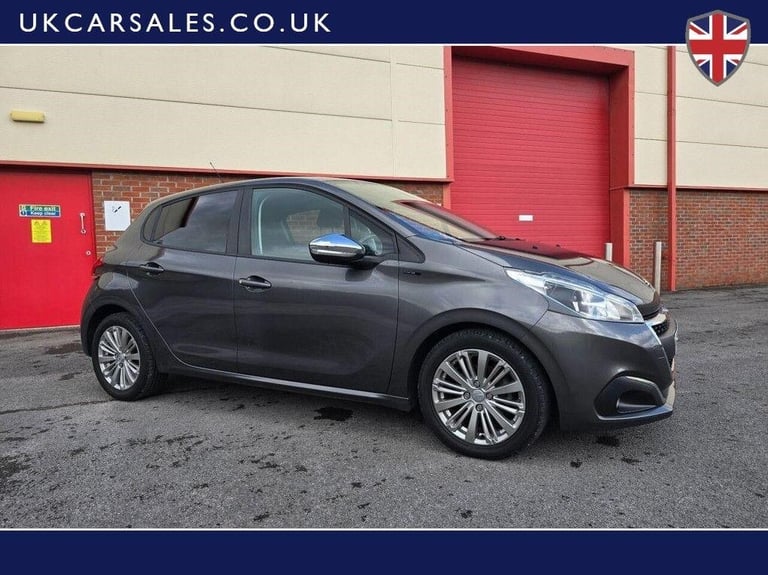 image for 2019 Peugeot 208 1.2 PureTech Signature Euro 6 (s/s) 5dr HATCHBACK Petrol Manual