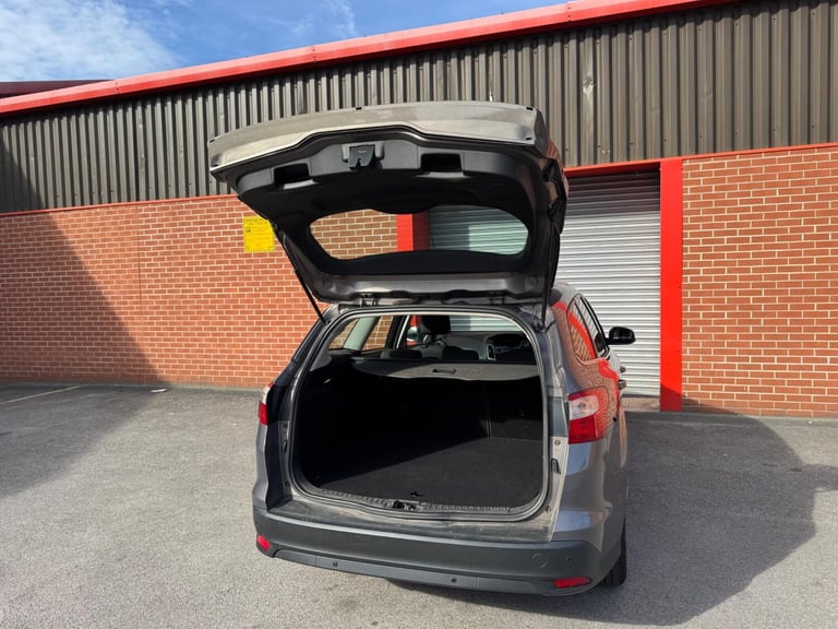2013 Ford Focus 1.6 TDCi Titanium Euro 5 (s/s) 5dr ESTATE Diesel Manual