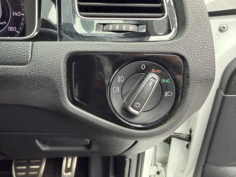 2019 Volkswagen Golf 2.0 TDI GTD Hatchback 5dr Diesel DSG Euro 6 (s/s) (184 ps) Hatchback Diesel ...