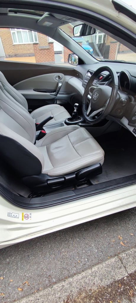 *close offers invited *Honda, CR-Z, Hatchback, 2011, Manual, 1497 (cc), 3 doors