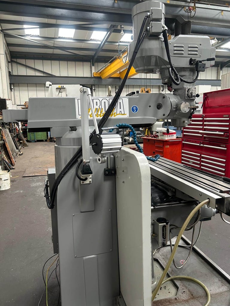 EUROPA VS2000 TURRET MILLING MACHINE YEAR 2018