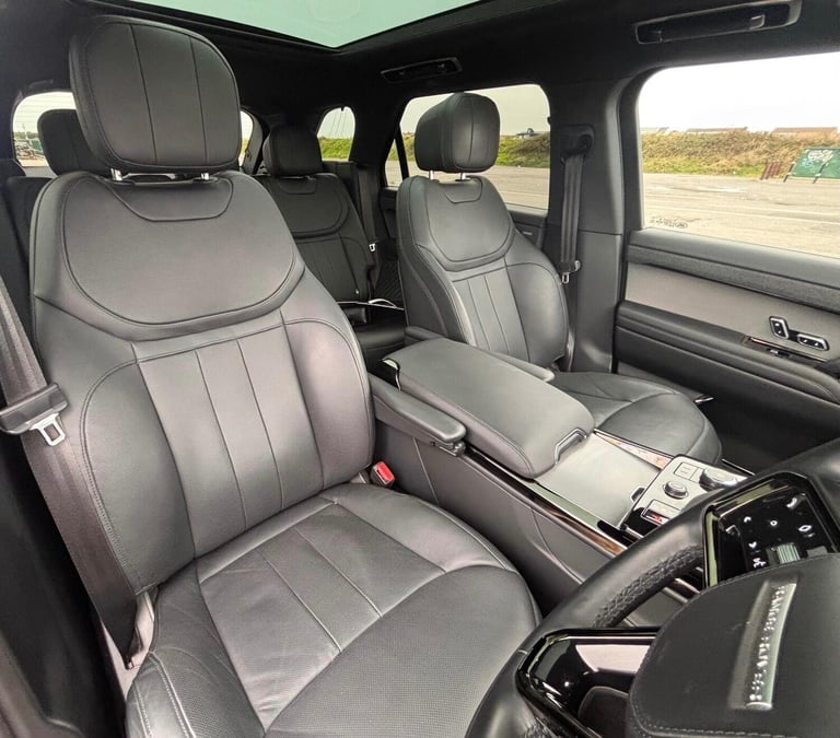 2022 Land Rover Range Rover Sport 3.0 D300 MHEV Dynamic SE Auto 4WD Euro 6 (s/s) 5dr ESTATE Diese...