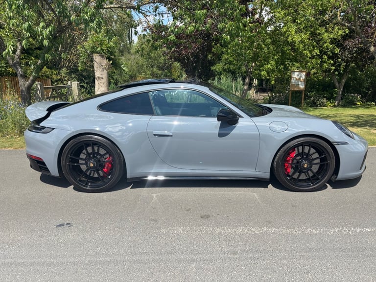 2024 Porsche 911 GTS 2dr PDK COUPE Petrol Automatic