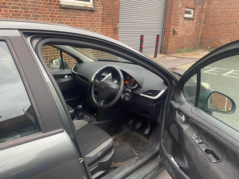 Peugeot, 207, Hatchback, 2008, Manual, 1360 (cc), 5 doors