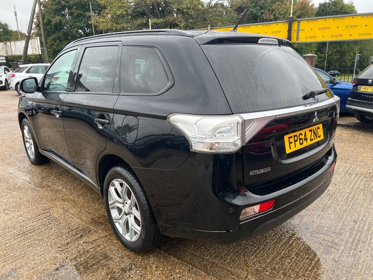  Mitsubishi Outlander 2.0h 12kWh GX3h CVT 4WD Euro 5 (s/s) 5dr Petrol/Electric Hybrid Automatic