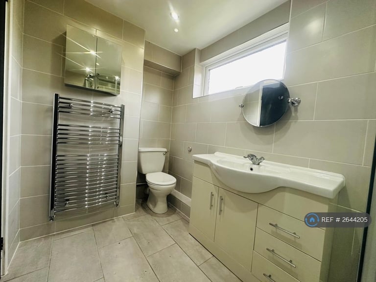 3 bedroom house in Barn Meadow, Bamber Bridge, Preston, PR5 (3 bed) (#2644205)