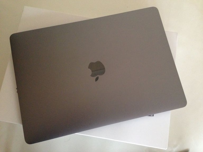 Apple MacBook Pro 2019, 8GB RAM, 256GB SSD, Space Grey