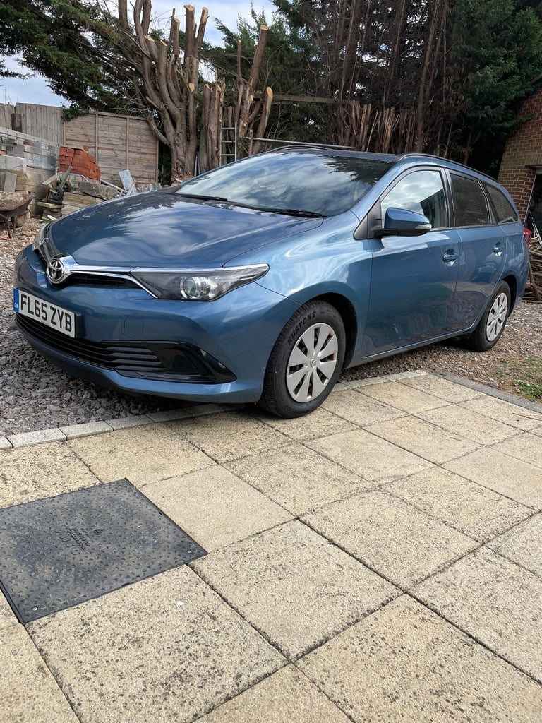 Toyota, AURIS, Estate, 2015, Manual, 1364 (cc), 5 doors