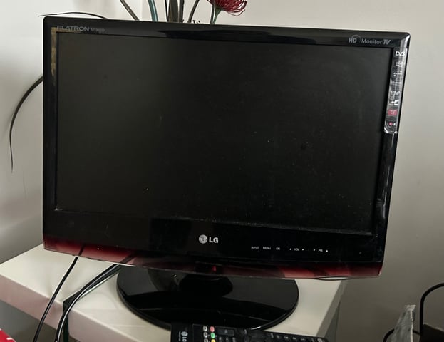LG Flatron M1962D 19&quot; Monitor. TV 720p HD LCD Television | in Croydon,  London | Gumtree