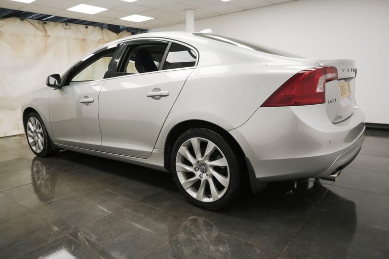 2018 Volvo S60 2.0 T4 SE Nav Euro 6 (s/s) 4dr SALOON Petrol Manual