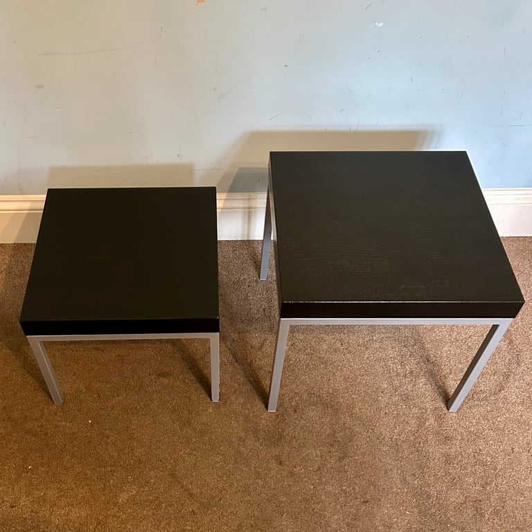 image for Nest of 2 Tables Black Top Metal Legs LH16.5in/42cm W/D18in/46cm Good condition   C410