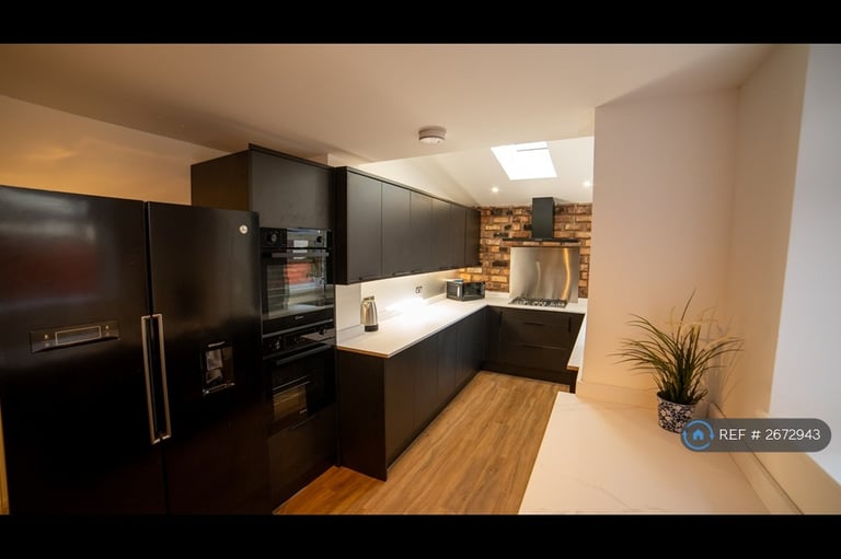 6 bedroom house in Albert Edward Road, Liverpool, L7 (6 bed) (#2672943)