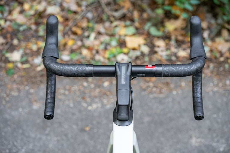 New Specialized Tarmac SL7 Sport 105 Disc Road Bike 54cm medium