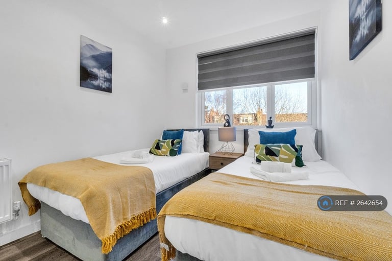 2 bedroom flat in Mount Road, London, NW4 (2 bed) (#2642654)