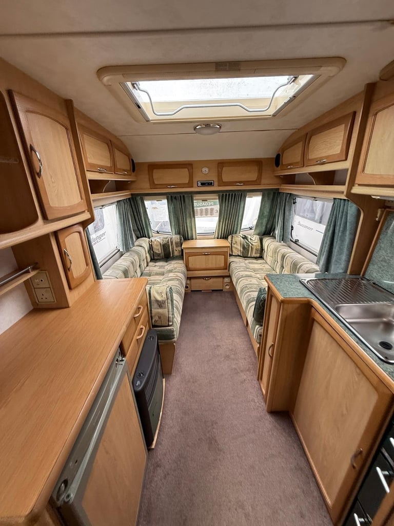 Elddis Odyssey 482 Full Rear Bathroom