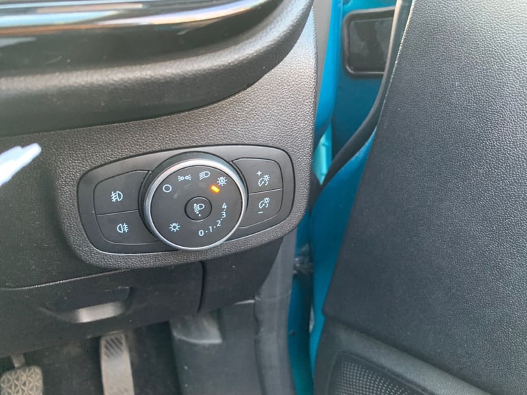 2017 Ford Fiesta 1.0 ecoboost zetec 5 Doors blue petrol ulez compliant 