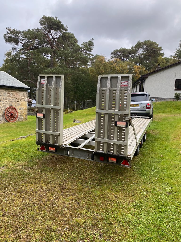 Heavy duty tri-axle 17x7ft 3.5 ton trailer 
