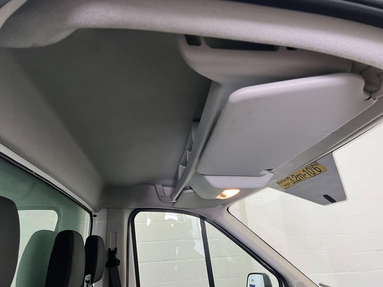2023 Ford Transit 2.0 350 EcoBlue Leader FWD L4 Euro 6 (s/s) 2dr Luton Diesel Manual