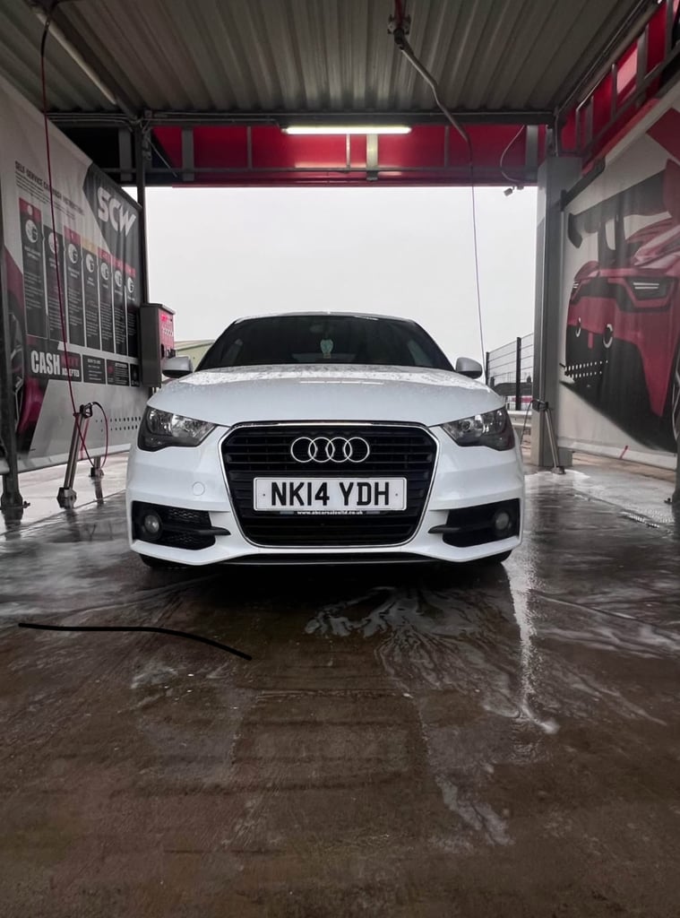 Audi a1 s-line 1.6 diesel 2014