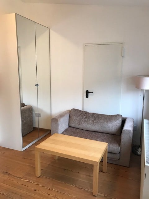  double Studio with  separate bedroom, n22, 2mins to tube