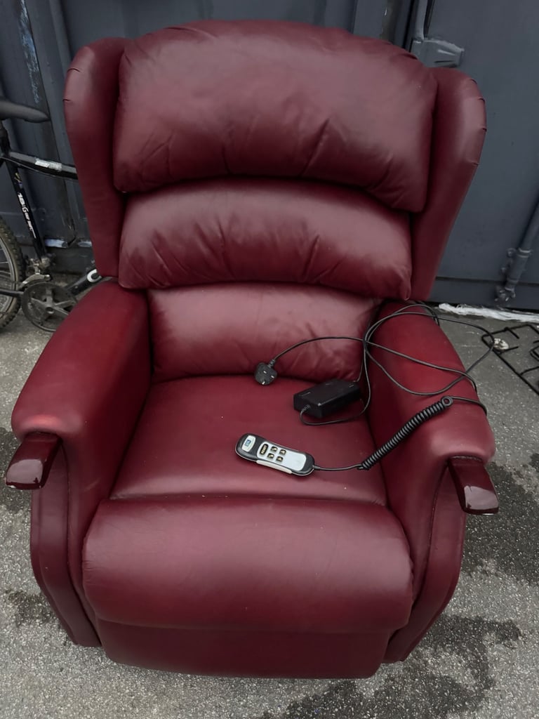 image for HSL Electric Rise Recliner Chair 