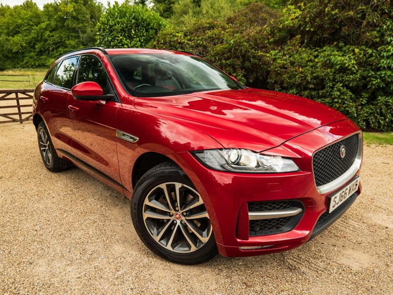 2016 Jaguar F-Pace 2.0 F-PACE R-Sport AWD D Auto 4WD 5dr SUV Diesel Automatic