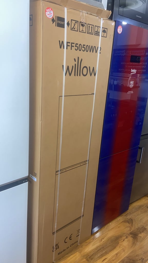 😎Best Prices In The City😎New Ex Display Fridge Freezer - American / Under Counter  / integrated 