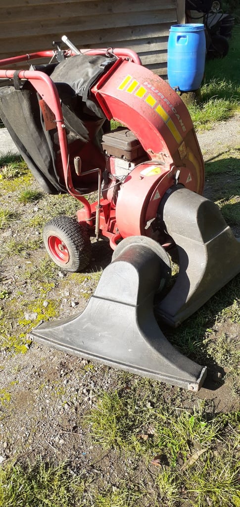 Countax  Hurricane  ES 400  Leaf vac